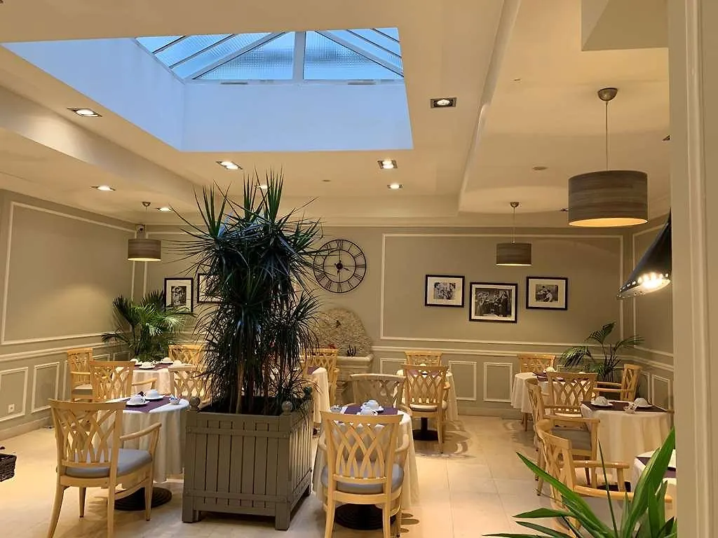 Hotel Central Saint Germain Parigi 3*,