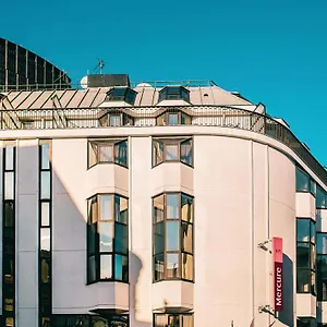 Mercure Centre Gare Montparnasse מלון