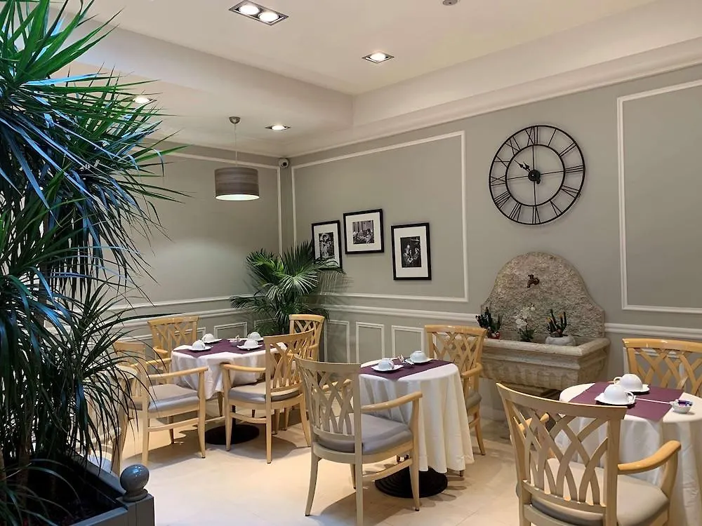 Hotel Central Saint Germain Paris